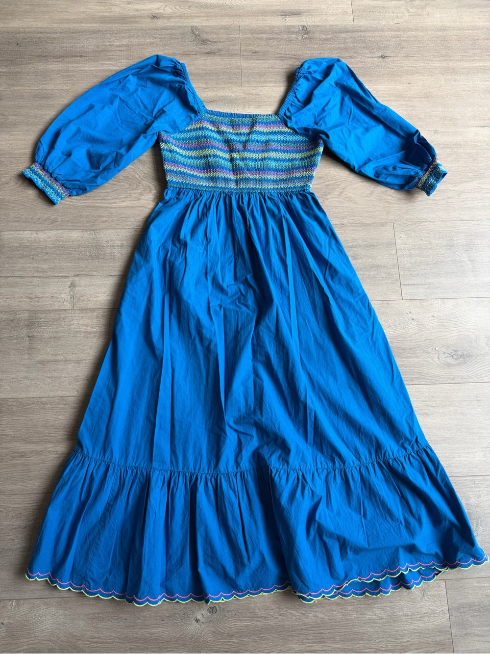 Pink City Prints Smocked midi dress with pockets - size medium